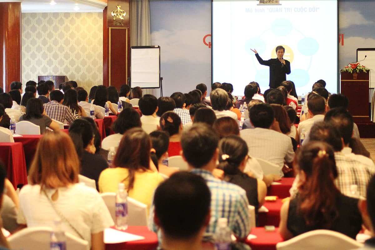 Thành công là tấm gương phản chiếu giá trị sống của mỗi cá nhân